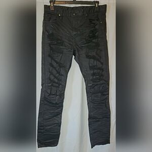 Smoke Rise Men's Jet Black Tappered Distressed Jeans 36X32